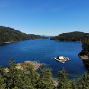 Vancouver Island/Gulf Islands fishing resort accomodations in BC 