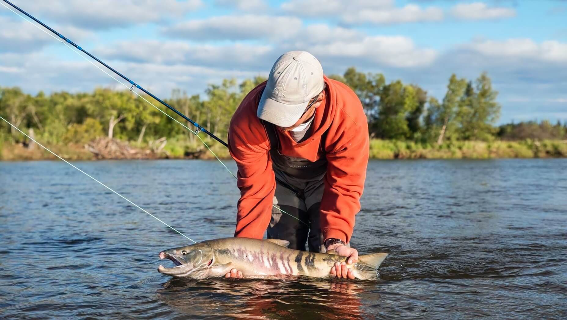 Where are the best fishing lodges in Alaska? 2 best fishing lodges in Alaska