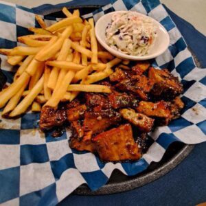  fishing lodge all inclusive lodge meals in South Dakota 